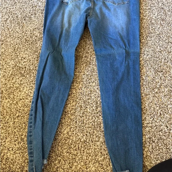 Fashion Nova Distressed Skinny Jeans in Blue - Picture 7 of 7